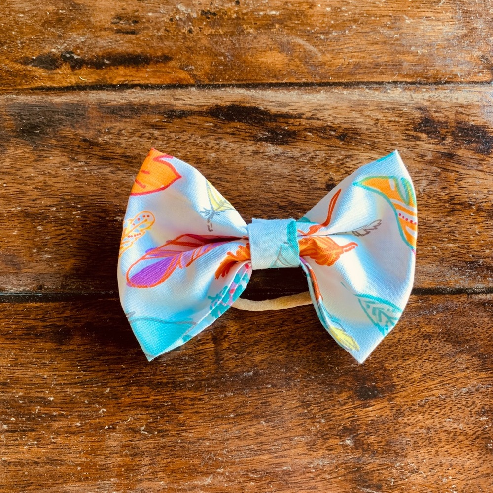 5” Feather Bow